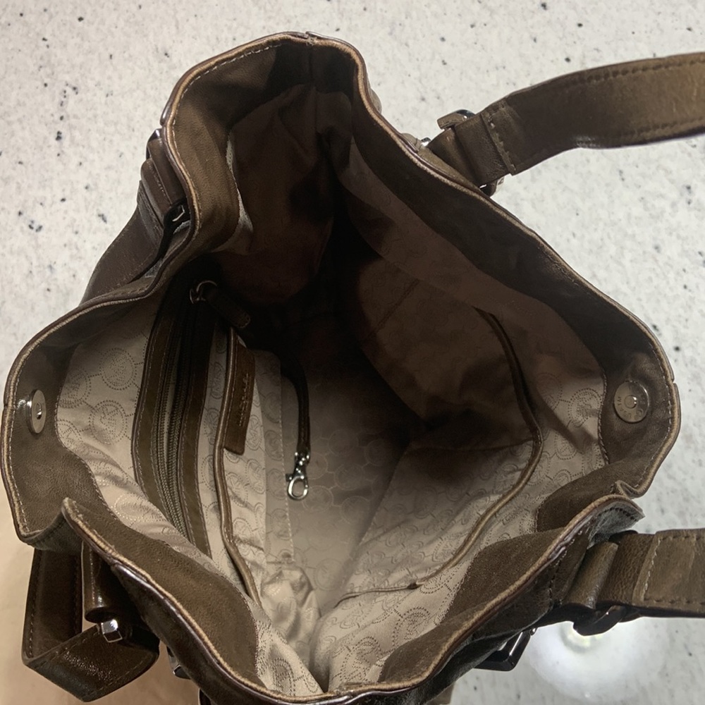 Authentic vintage Michael Kors olive green leather bag - Picture 9 of 9